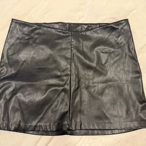 H&M Sleek Black Mini Skirt